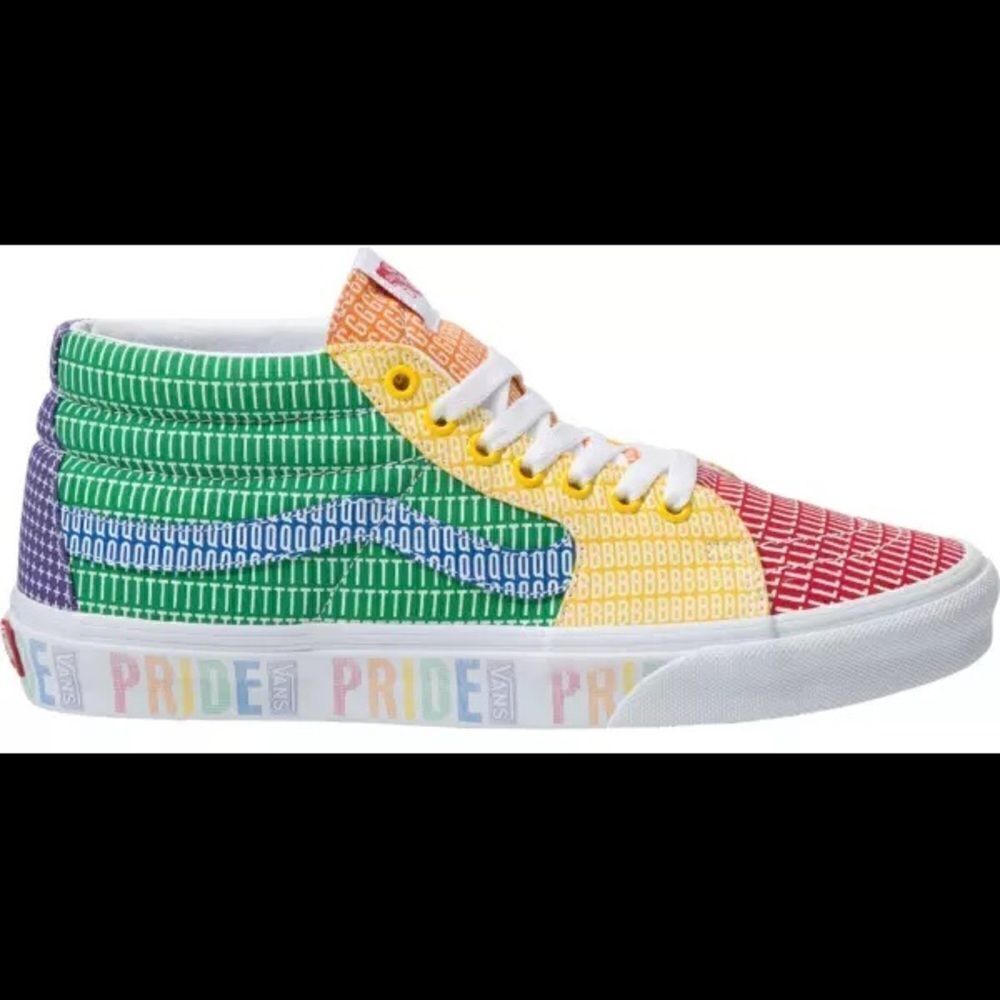 Vans SK8-Hi Pride Rainbow Shoes like new unisex